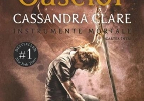 Orașul Oaselor (Vol. 1)