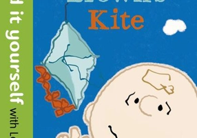 Peanuts: Charlie Brown's Kite