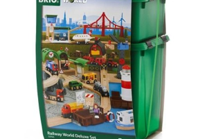 Set Deluxe lumea trenuletelor BRIO